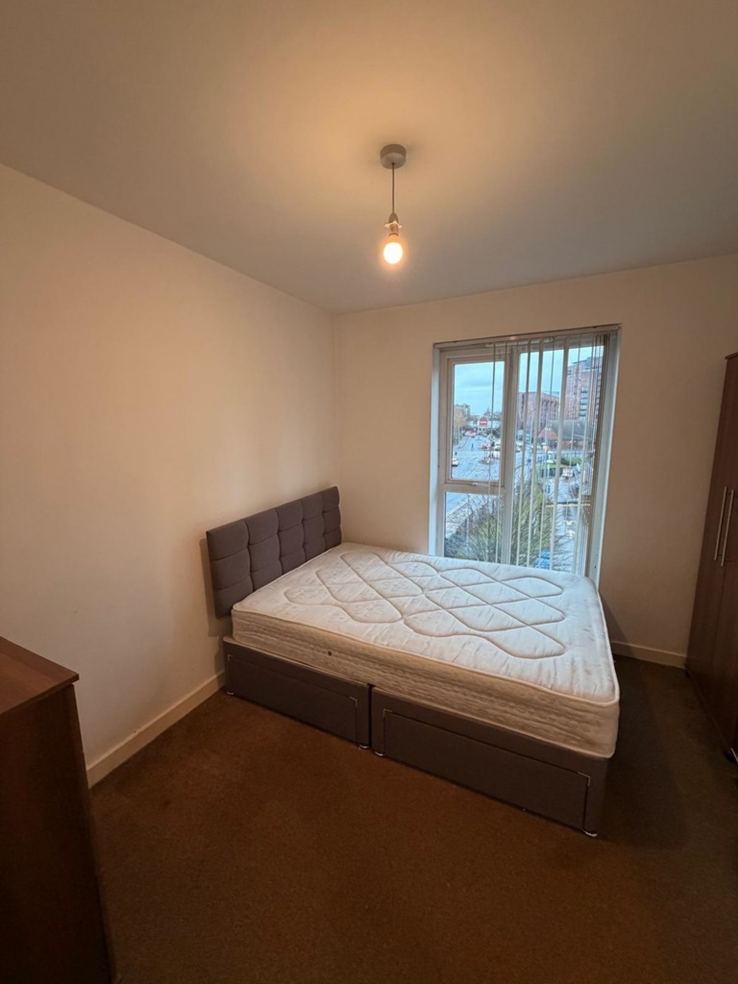 2 bedroom Flat in Irwell Building, Lowry Wharf, Derwent St, M5