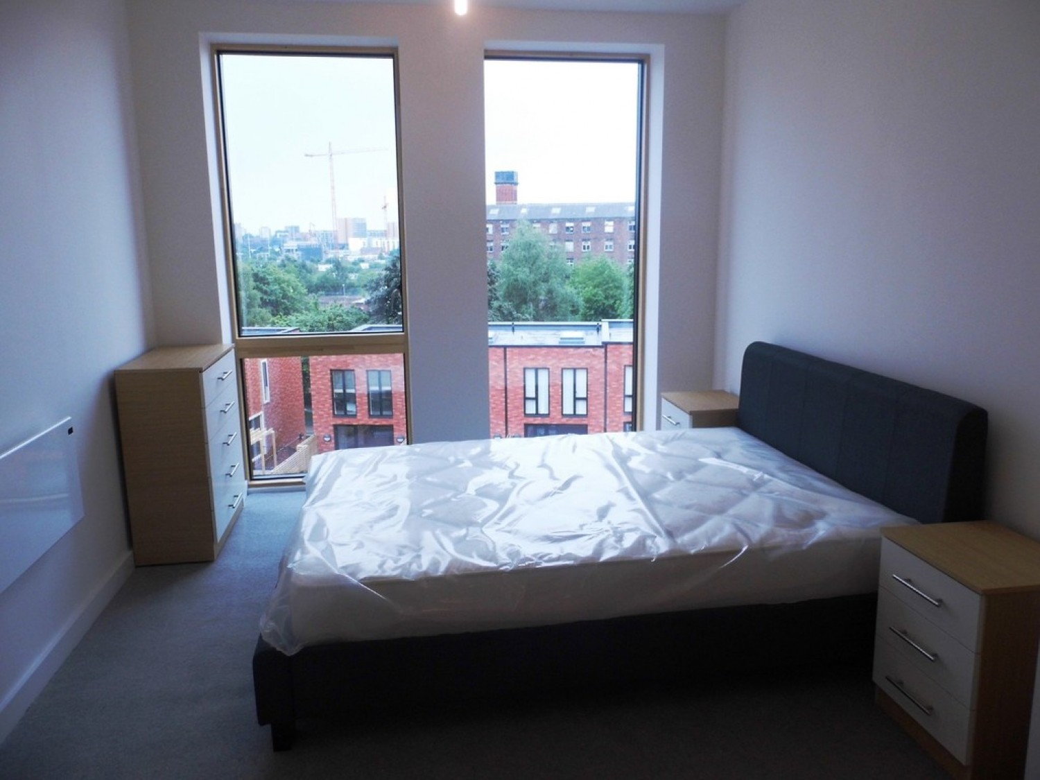 Vimto Gardens, Chapel Street, M3