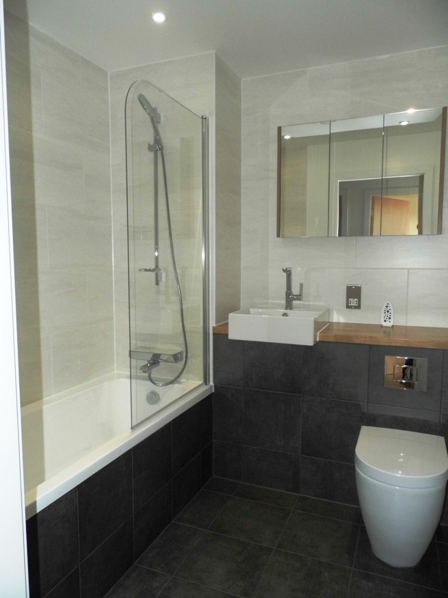 1 bedroom Flat for Letting Vimto Gardens, Chapel Street, M3