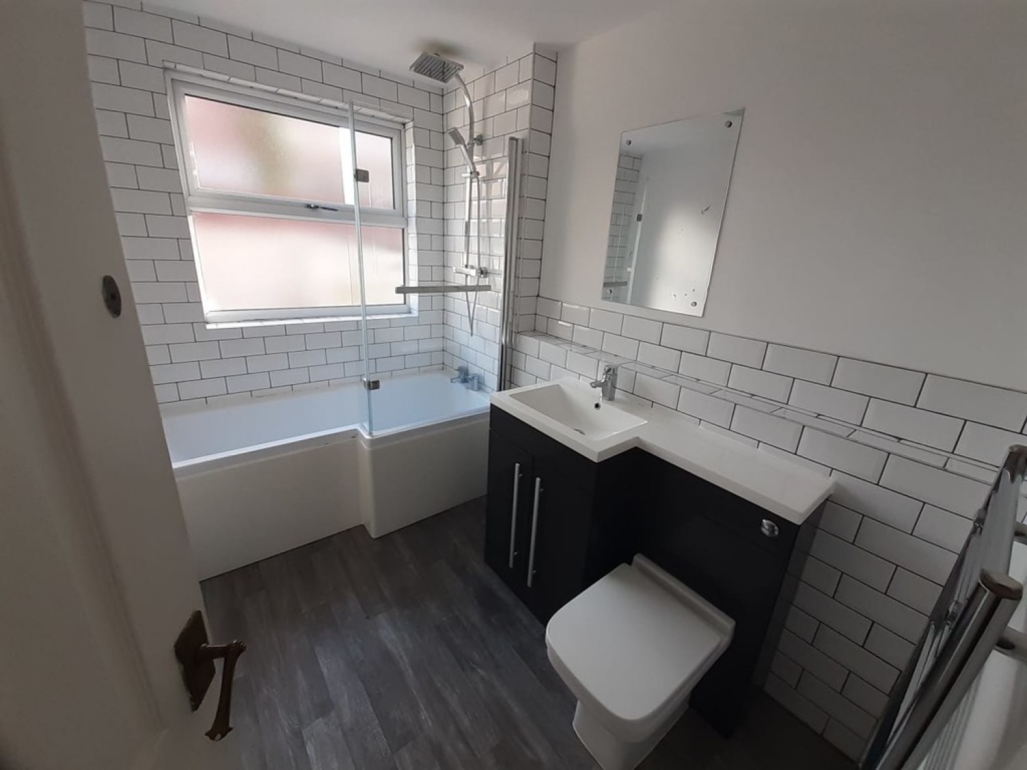 2 bedroom House for Letting Harley Road, Sale