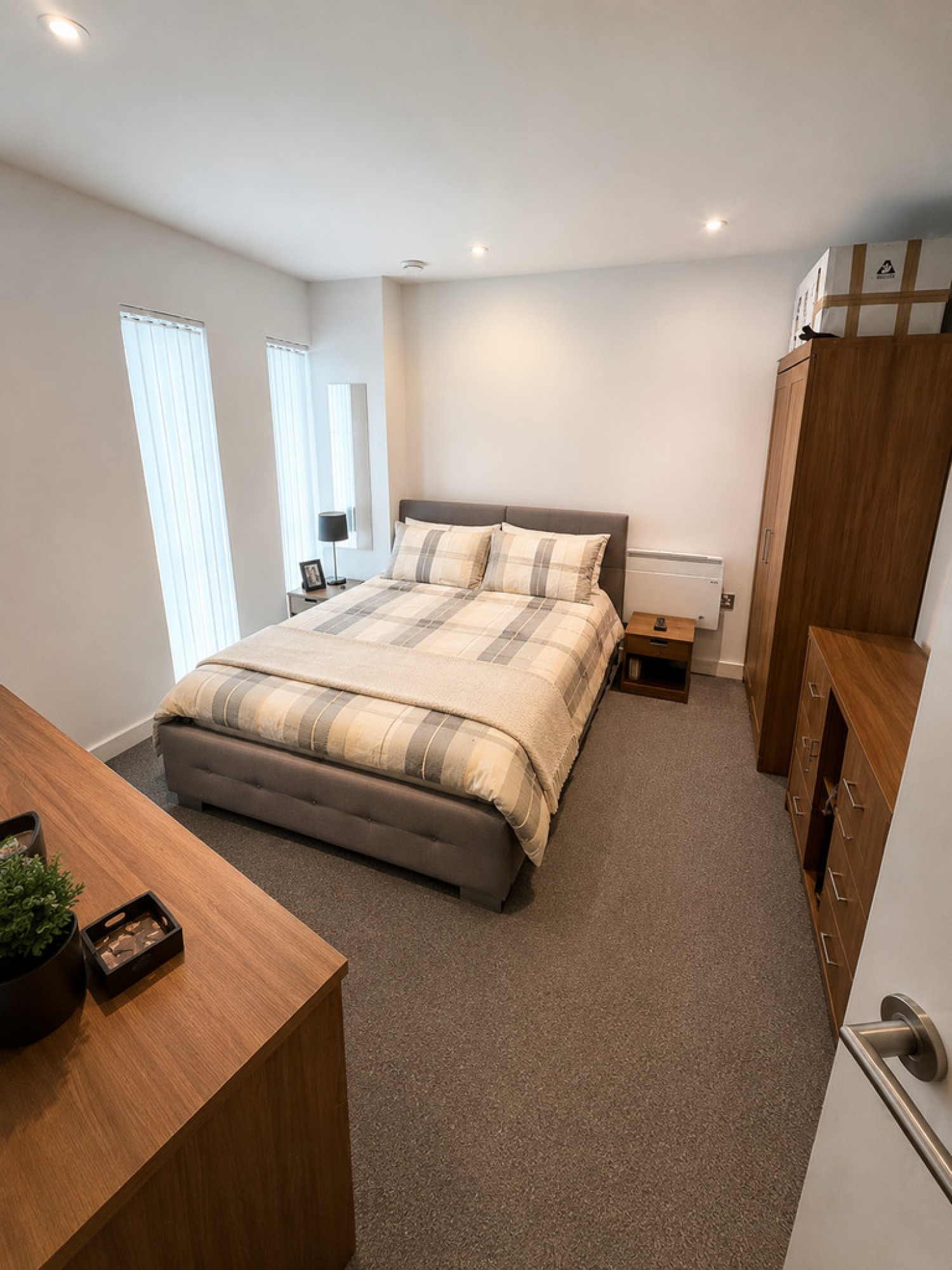 2 bedroom Flat for Sale Hill Quays Block B, 8 Commercial Street