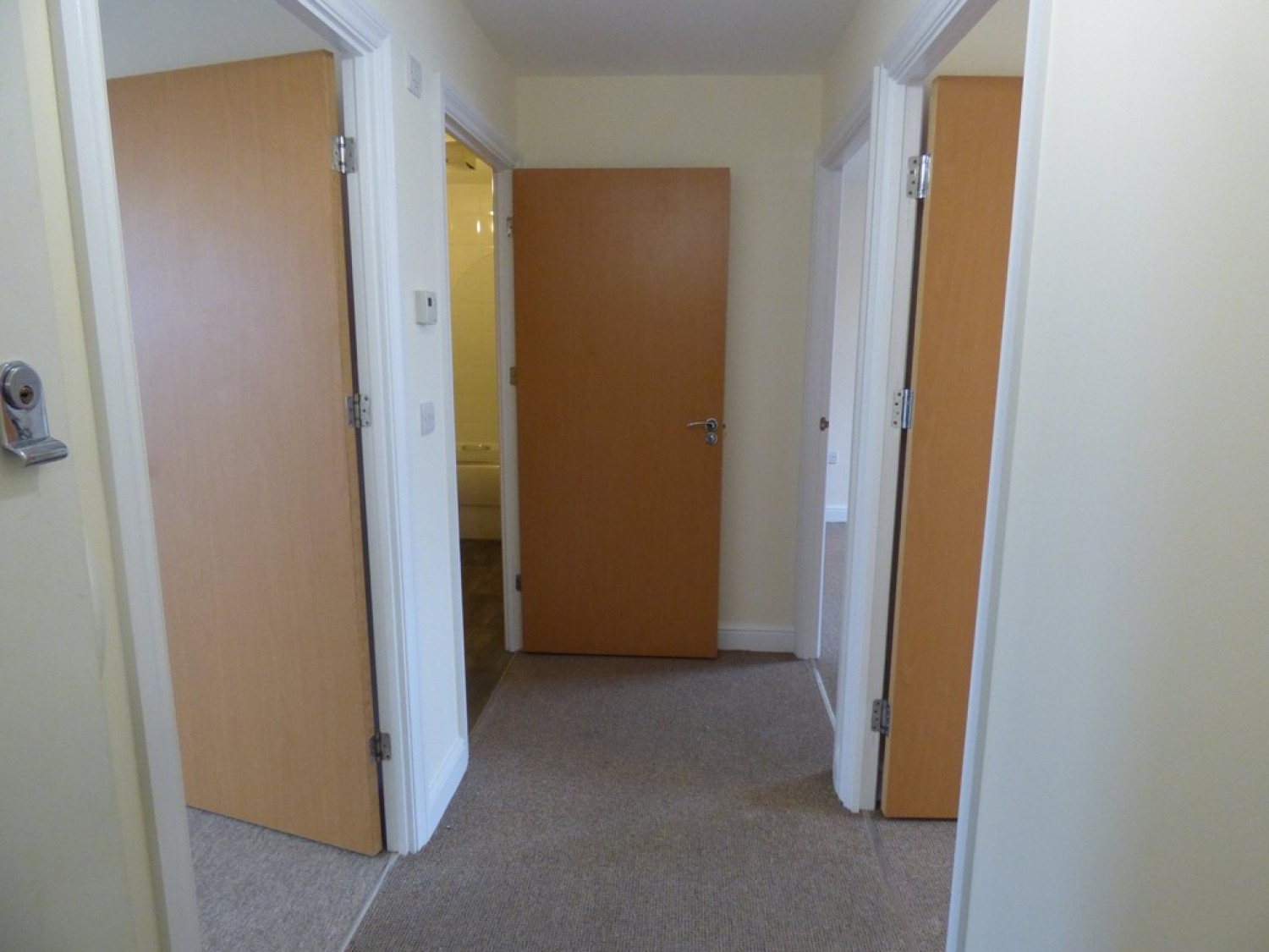 Broomwade Close, Train Station