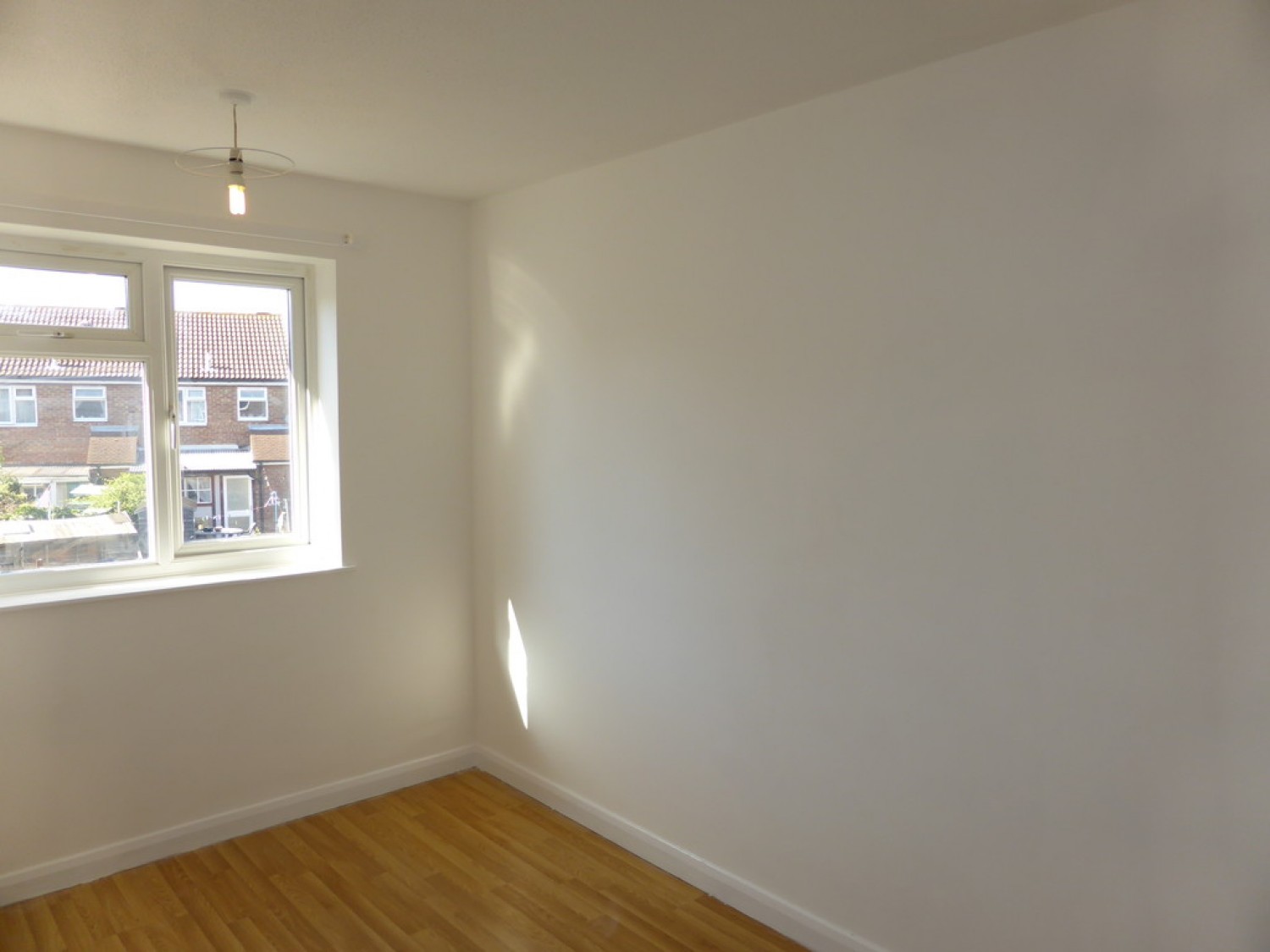 2 bedroom House for Letting Cricket Hill Road, Felixstowe