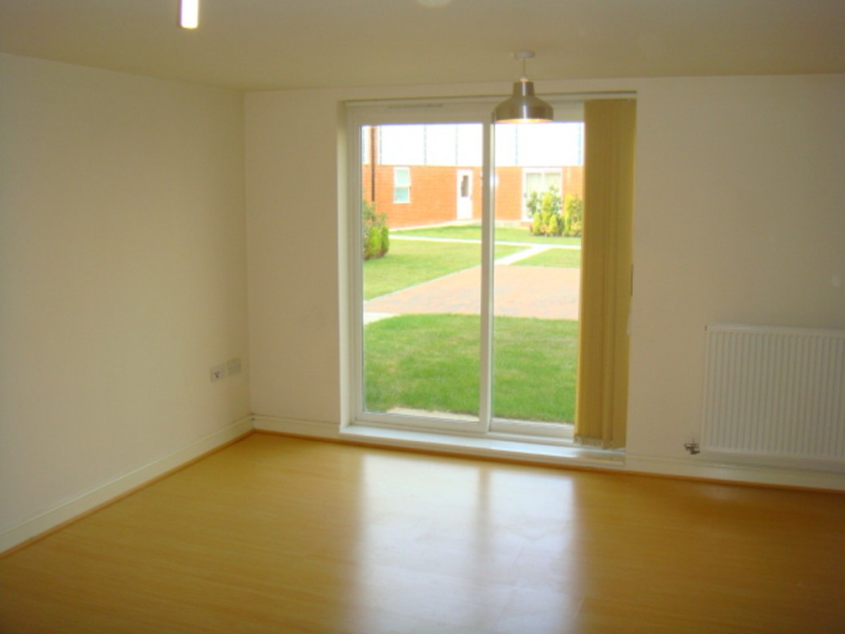 Gaskell Place, The Voyage