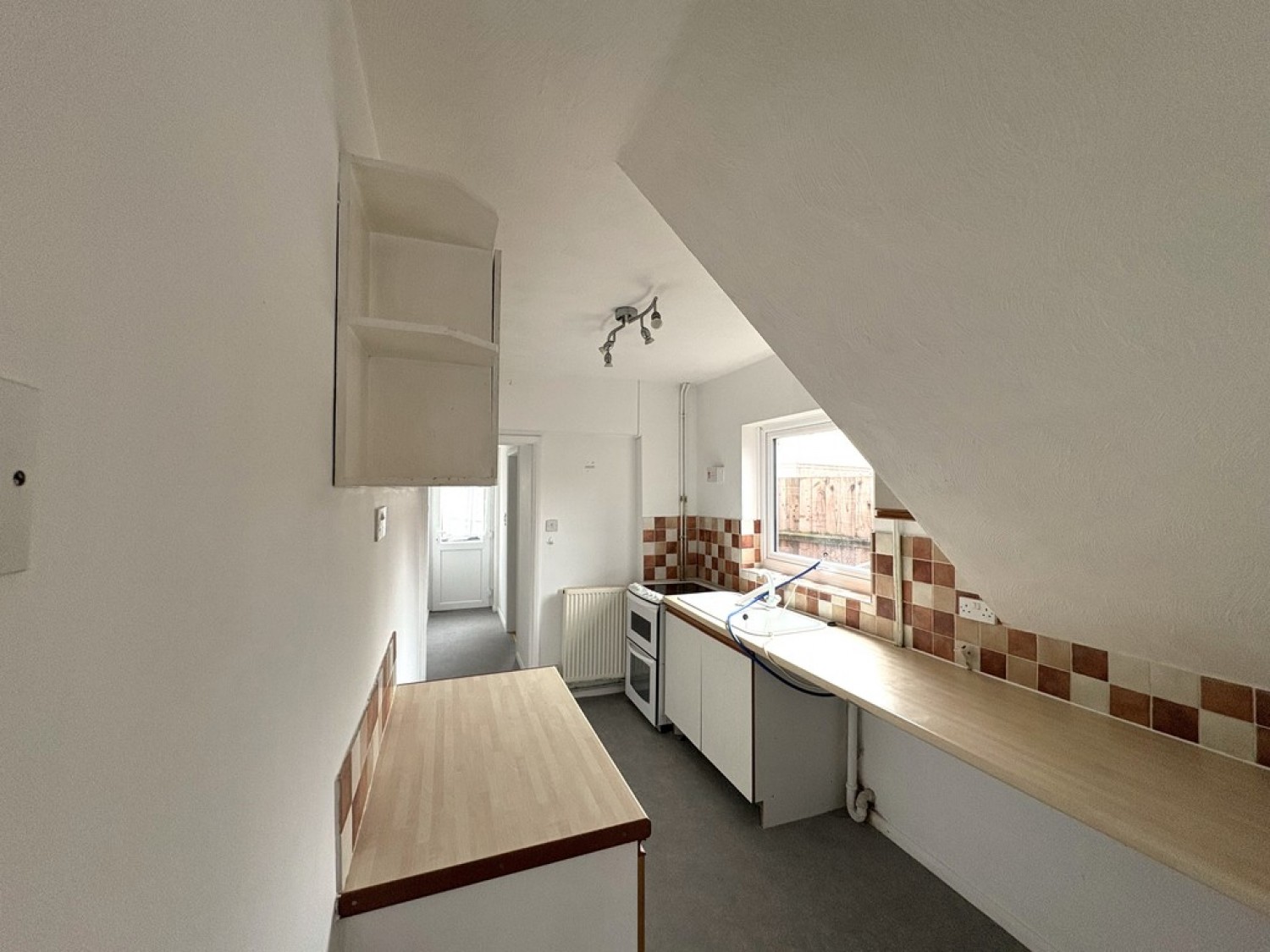 2 bedroom House for Letting Bramford Lane, Ipswich