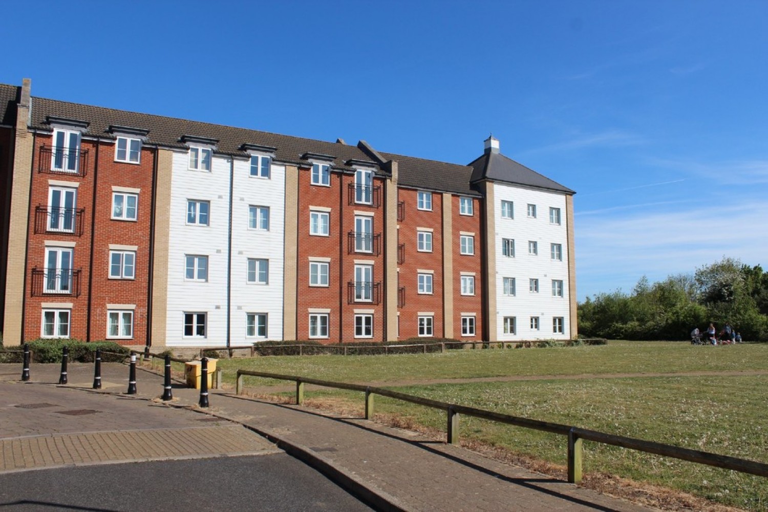 2 bedroom Flat for Letting Provan Court, Foxhall Road, Ipswich