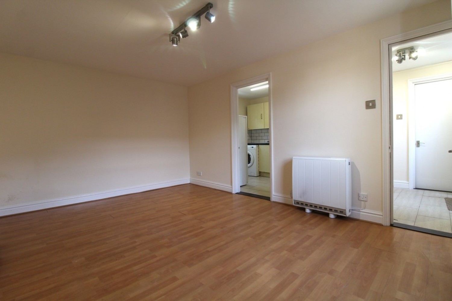 1 bedroom Flat for Sale Henley Road, Ipswich, Suffolk