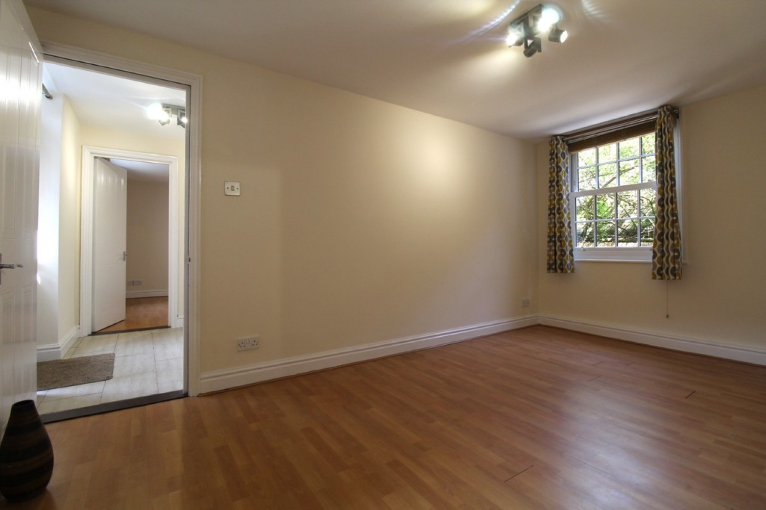 1 bedroom Flat for Sale Henley Road, Ipswich, Suffolk