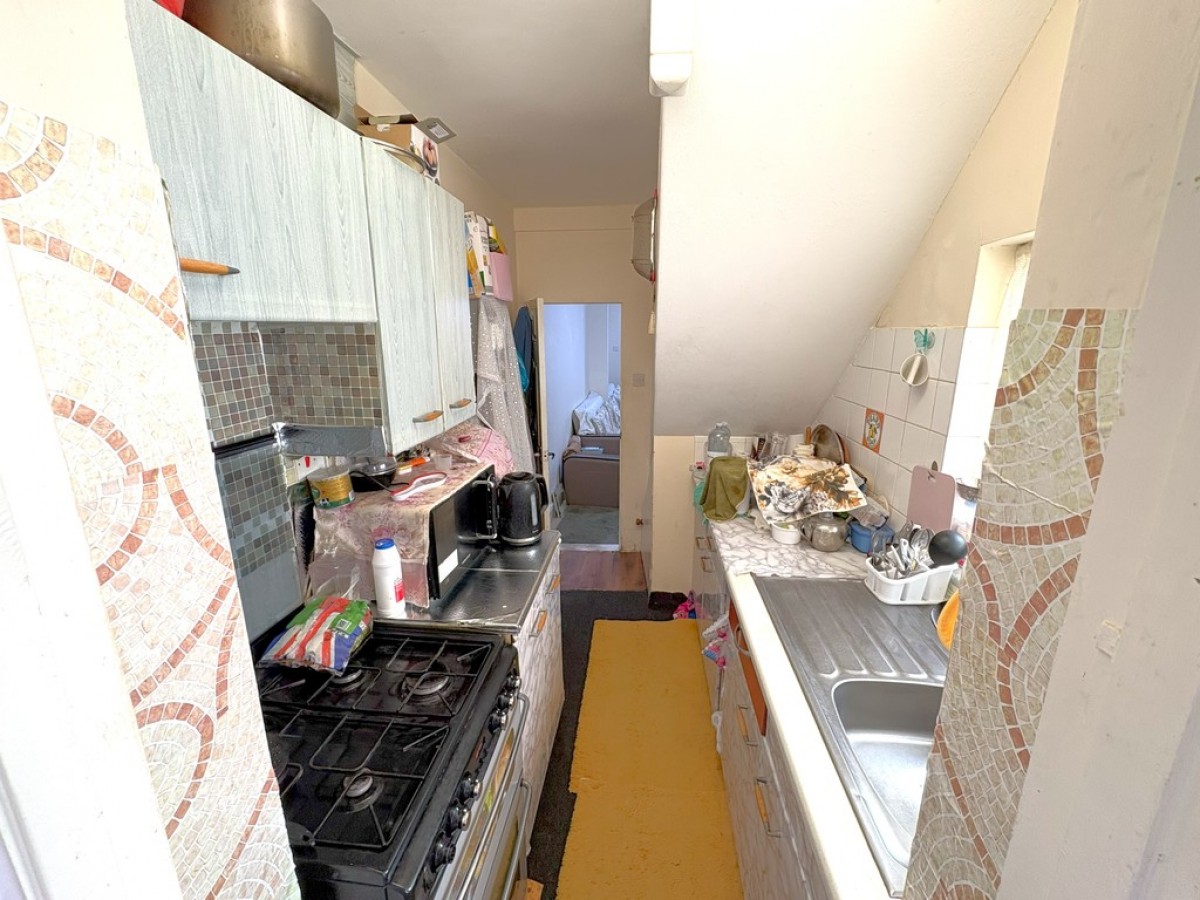 Bulwer Road, Town Centre