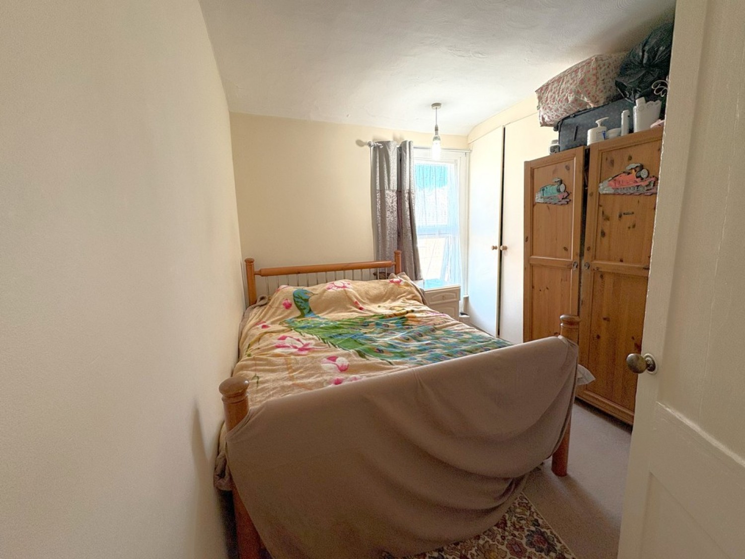 Bulwer Road, Town Centre