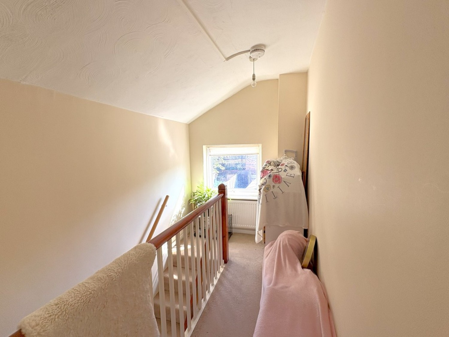 Bulwer Road, Town Centre