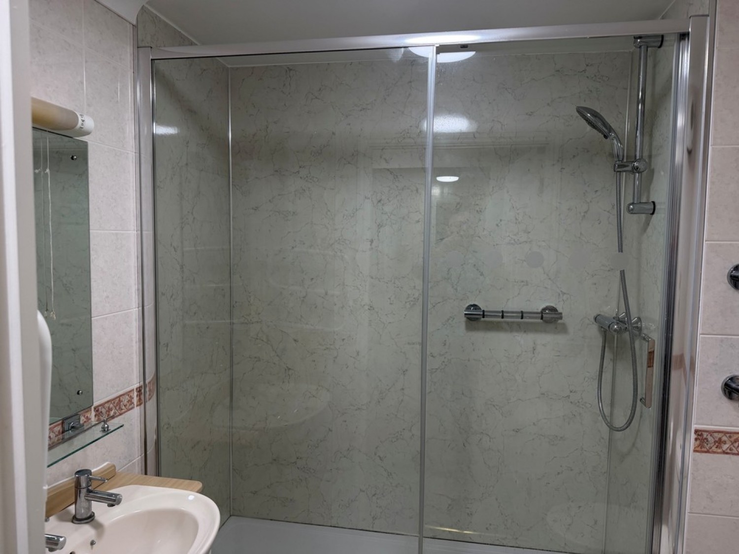 2 bedroom Flat for Sale Cliff Lane, Ipswich