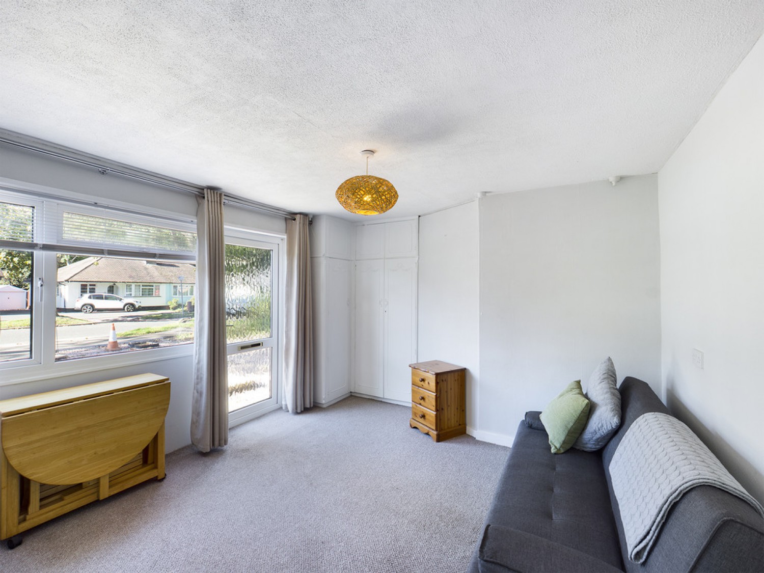 Pound Hill, Crawley