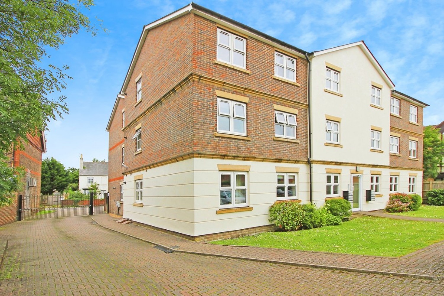 Bridgestone Place, Horsham