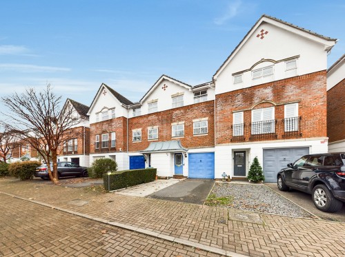 Grosvenor Mews, Reigate