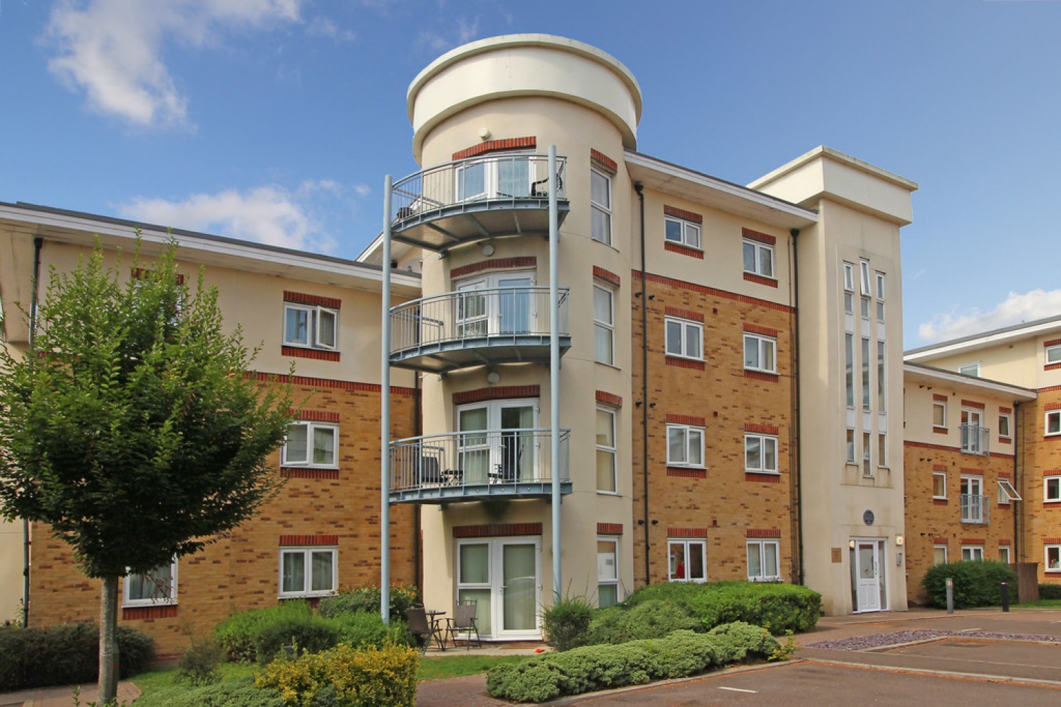 2 bedroom Flat for Letting Broadfield, Crawley