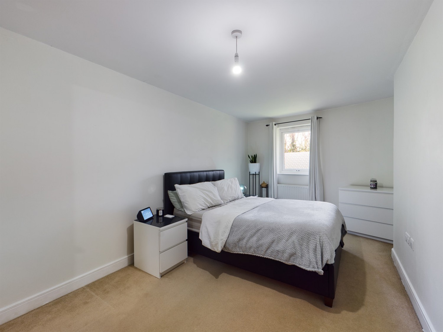2 bedroom Flat for Letting Broadfield, Crawley