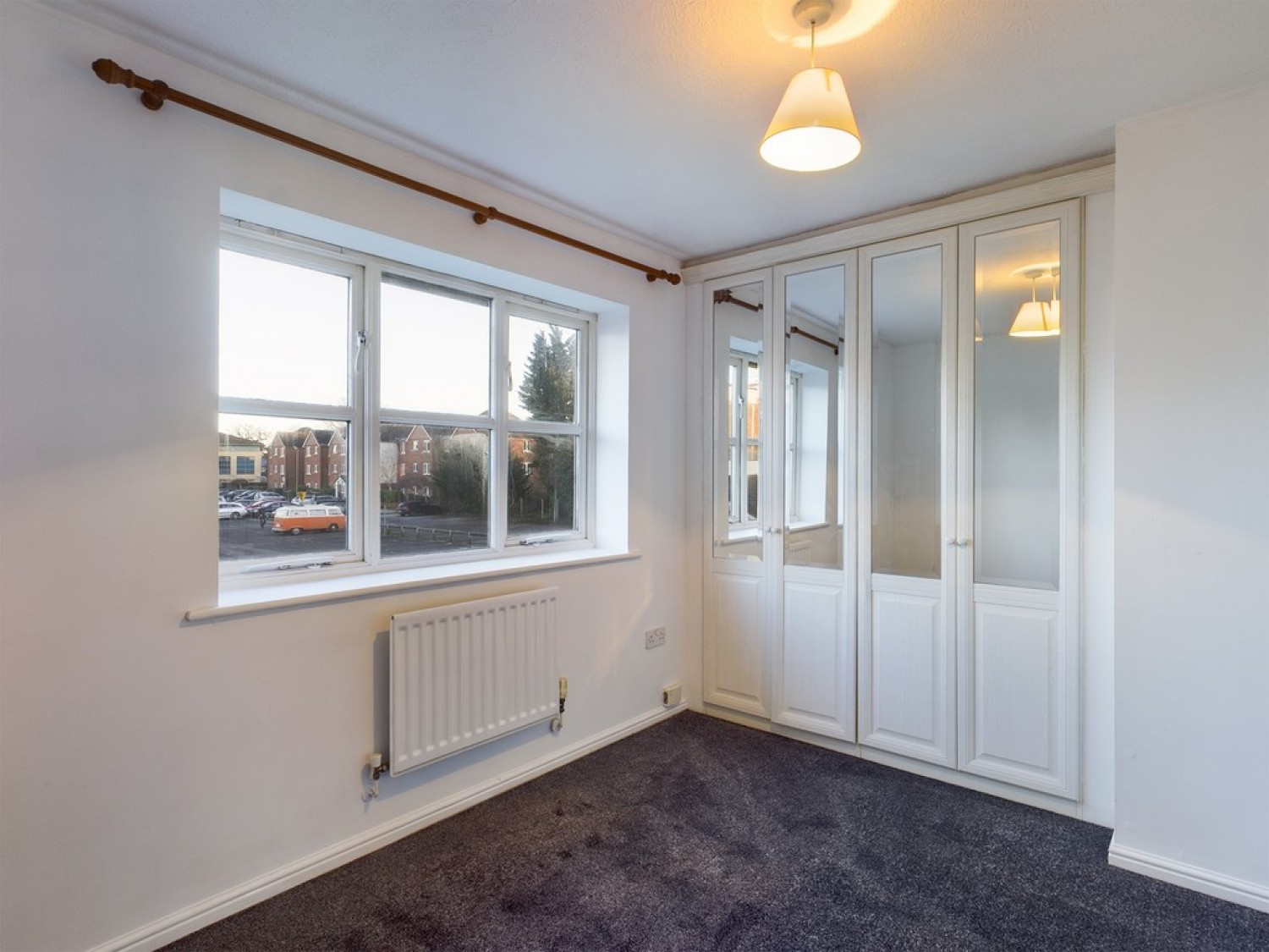 2 bedroom House in Regents Mews, Horley