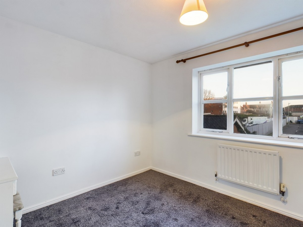 Regents Mews, Horley