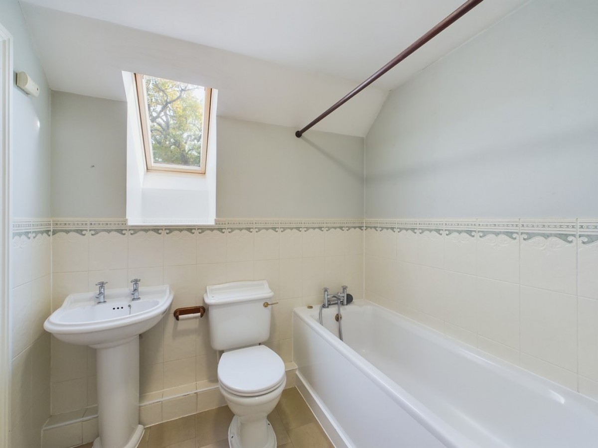 Festival Court, Maidenbower