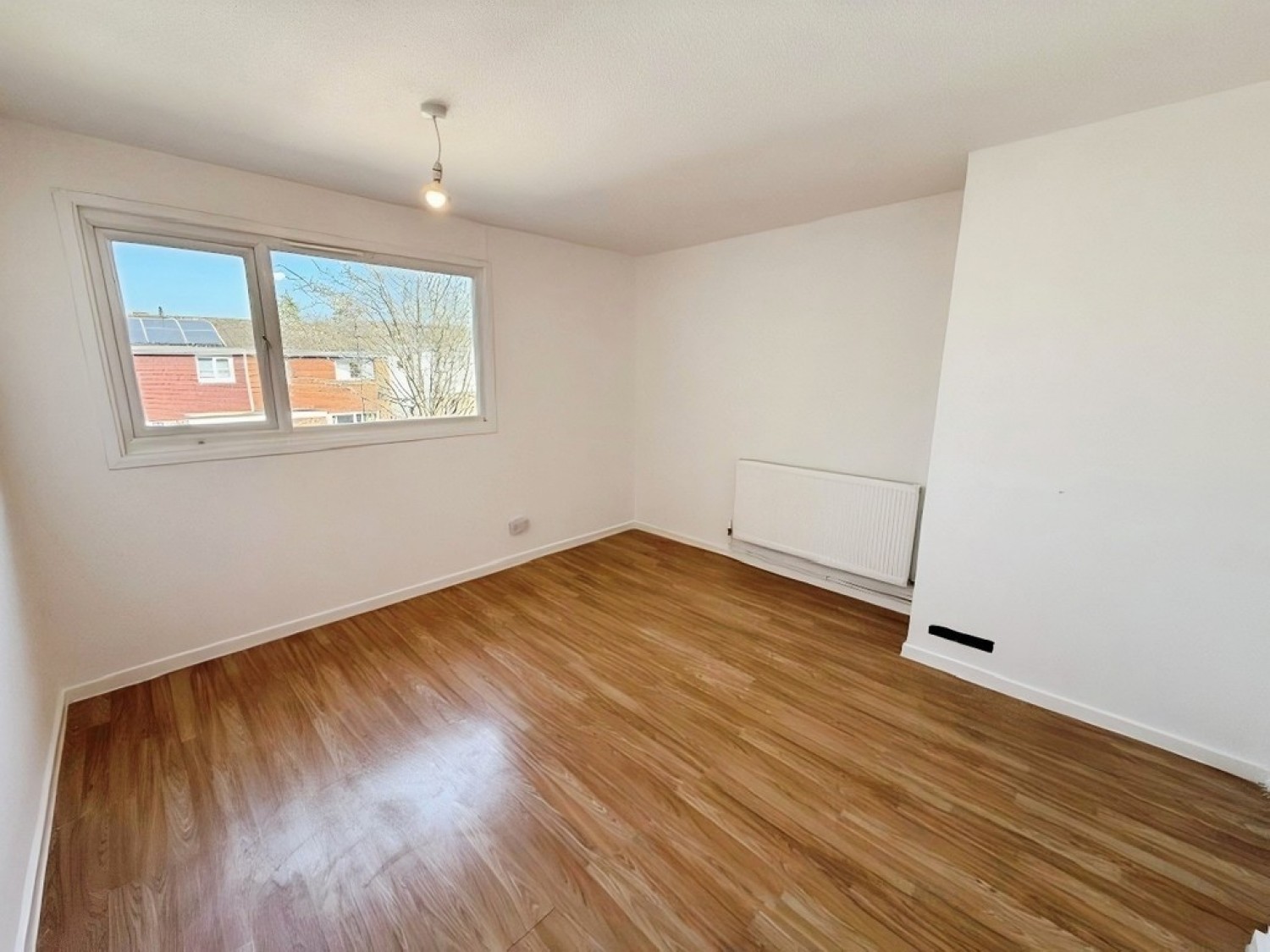 3 bedroom House for Letting Bewbush, Crawley