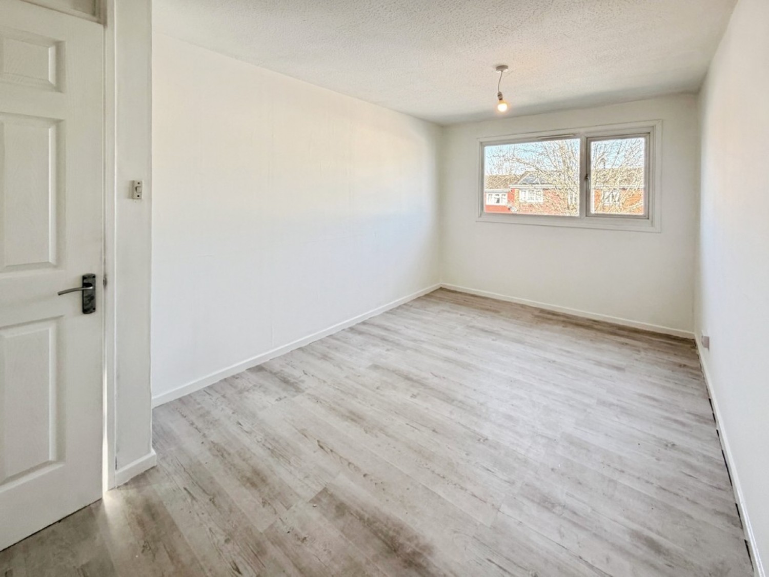 3 bedroom House for Letting Bewbush, Crawley