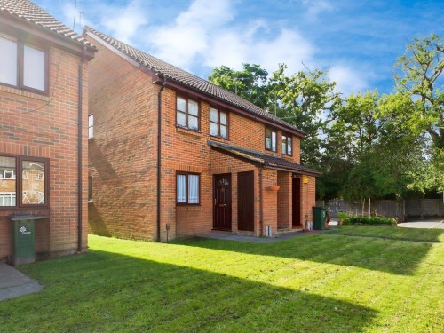 Langley Green, Crawley