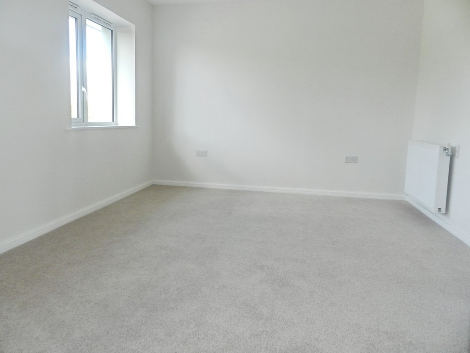 2 bedroom House for Letting Bewbush, Crawley