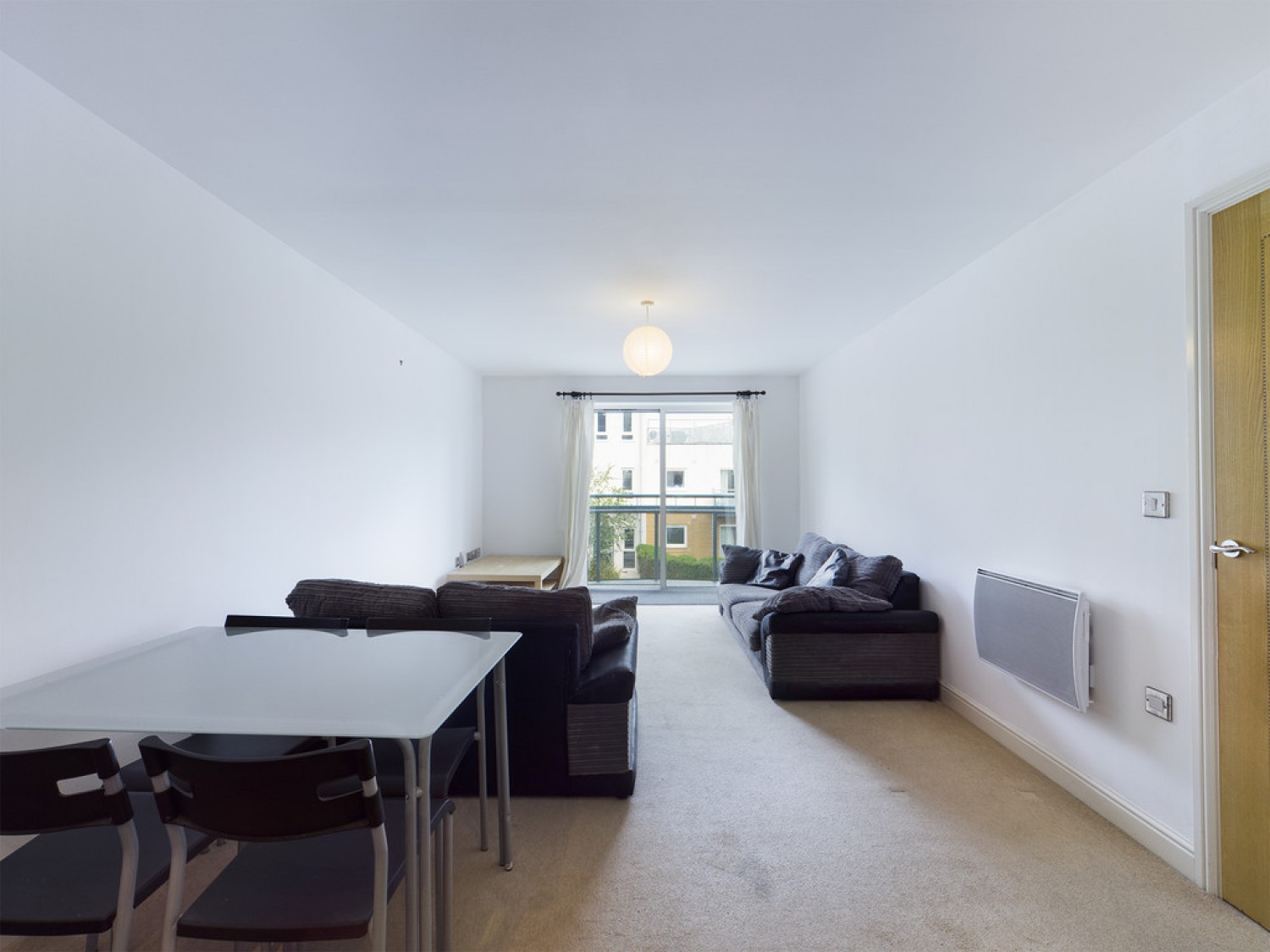 2 bedroom Flat for Letting Trafalgar Gardens, Pound Hill