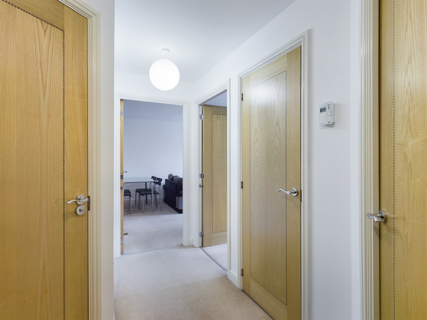 2 bedroom Flat for Letting Trafalgar Gardens, Pound Hill