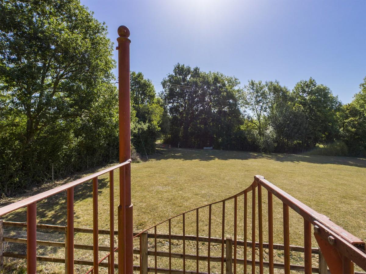 Marches Road, Warnham