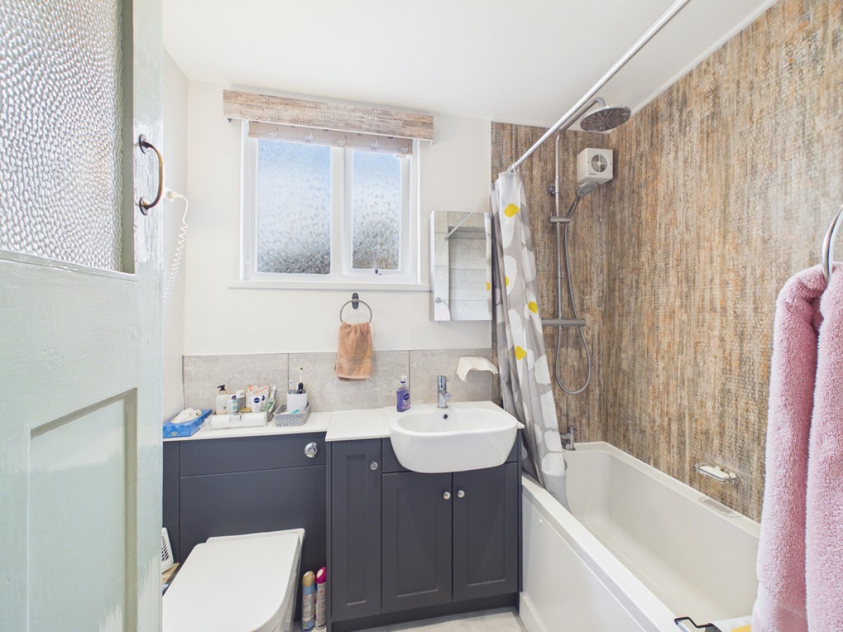 Rushams Road, Horsham