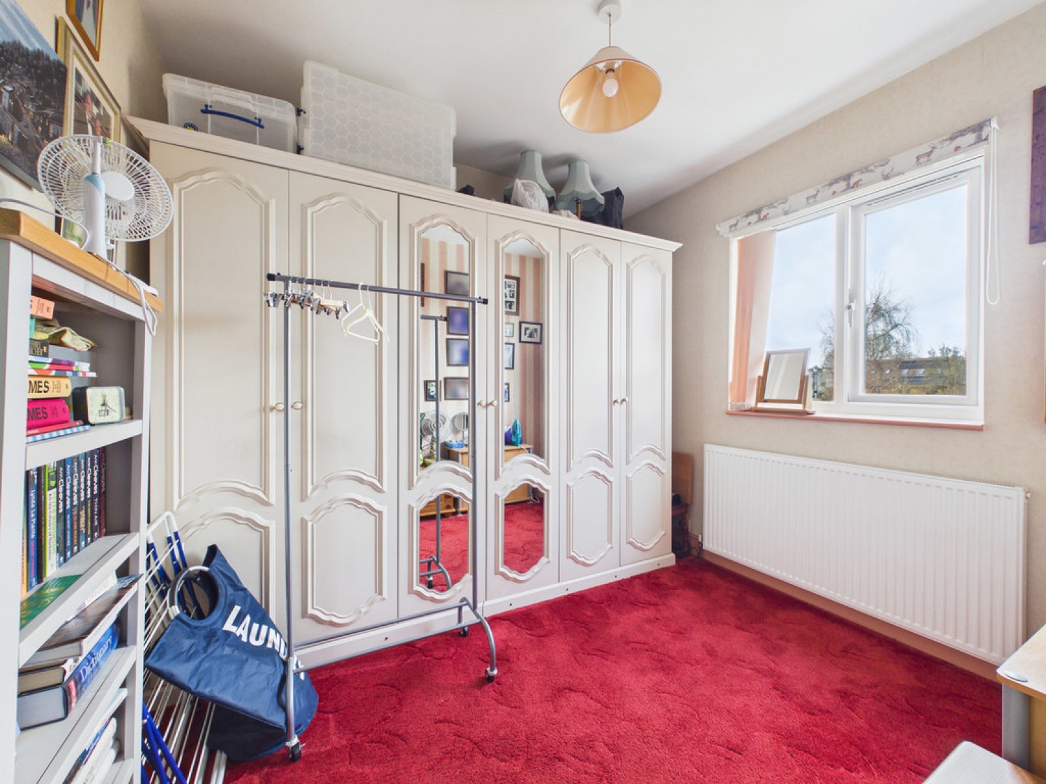 4 bedroom House for Sale Rushams Road, Horsham