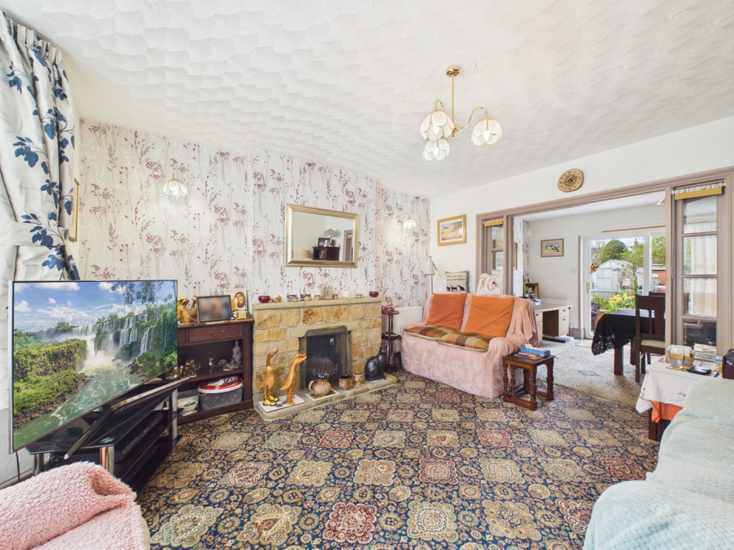 4 bedroom House for Sale Rushams Road, Horsham