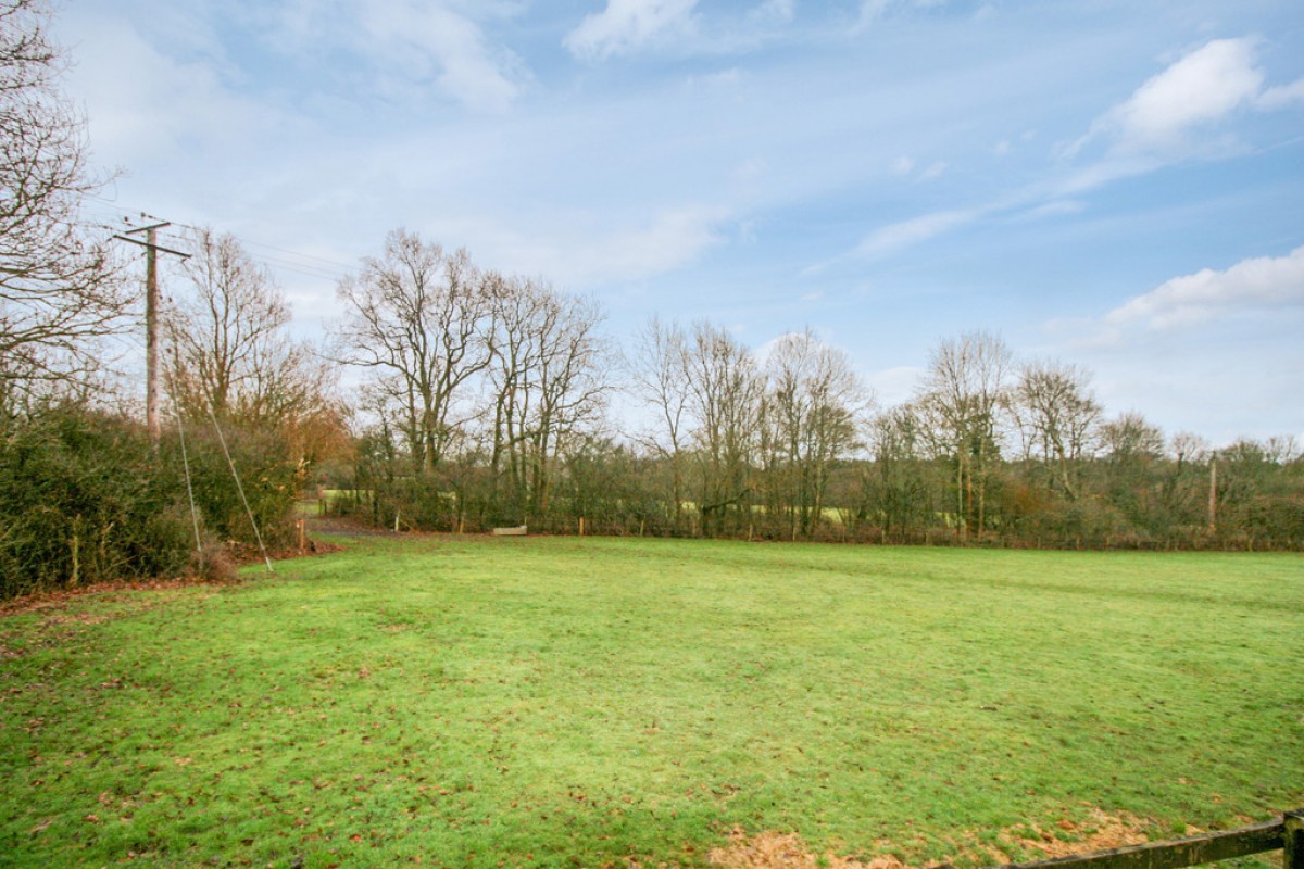 Marches Road, Warnham