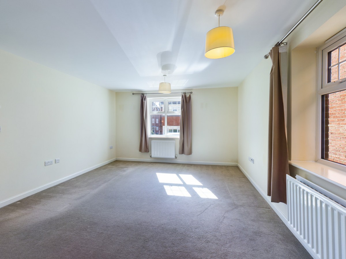 Ellis Road, Wickhurst Green, Horsham