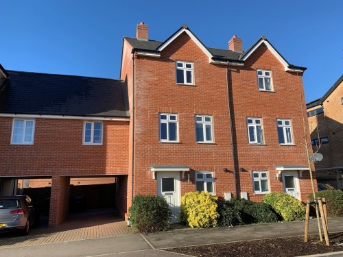 Sargent Way, Horsham