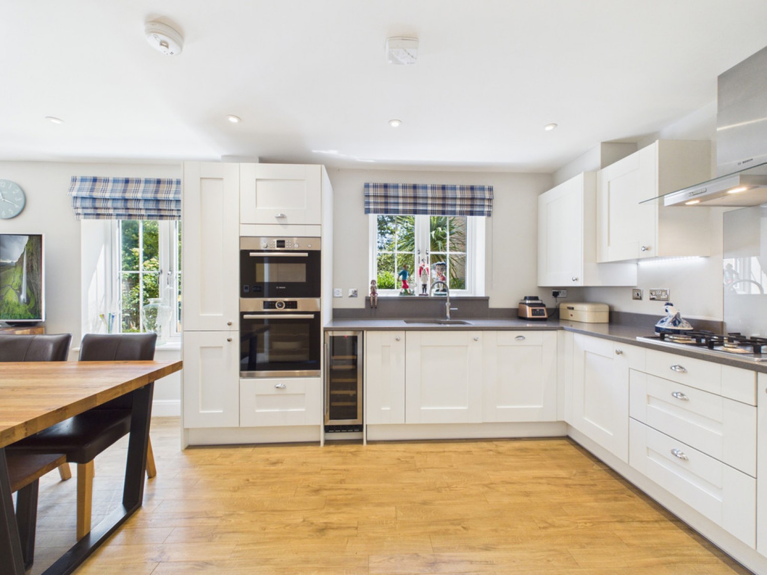 4 bedroom House for Sale Landau Close, Pease Pottage