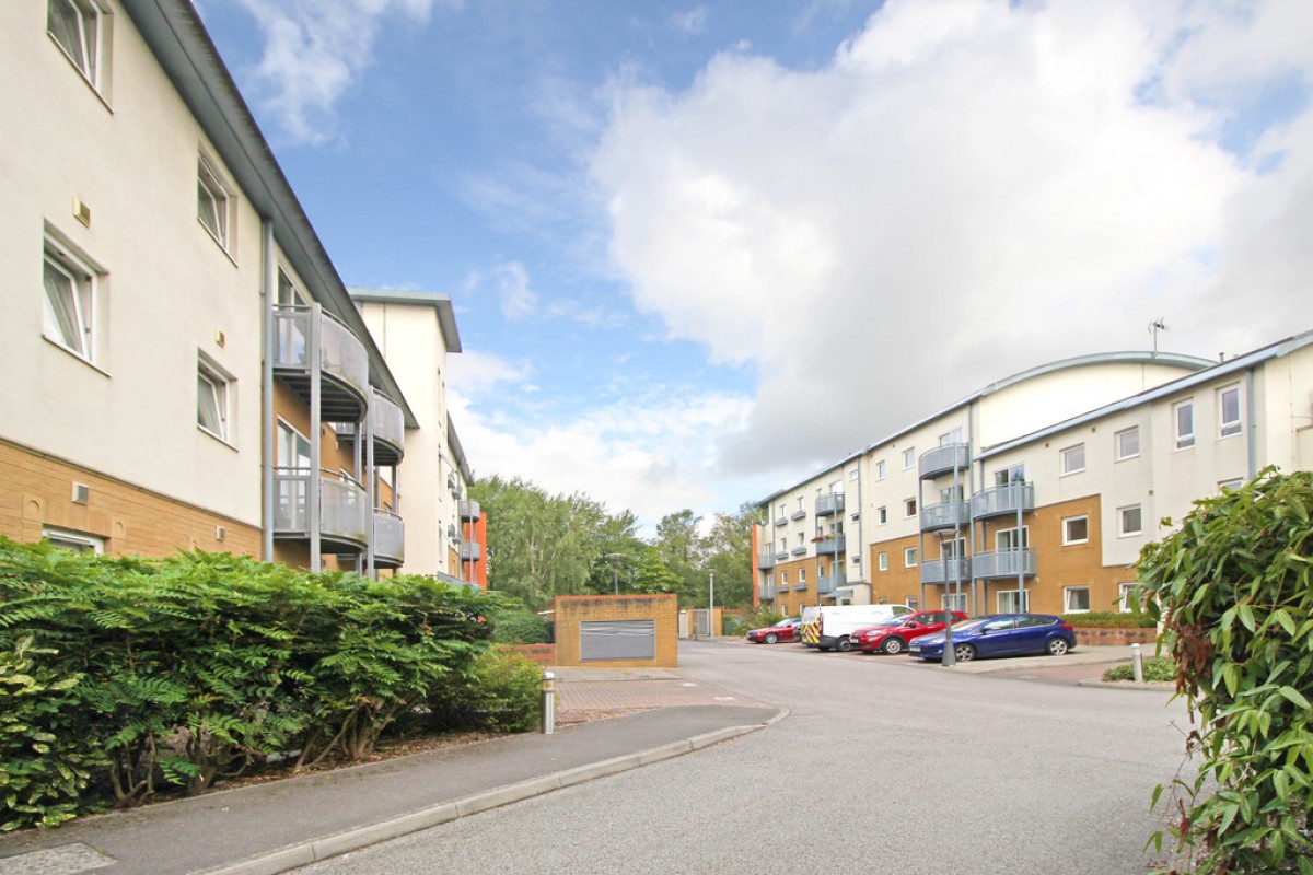 Pound Hill, Crawley