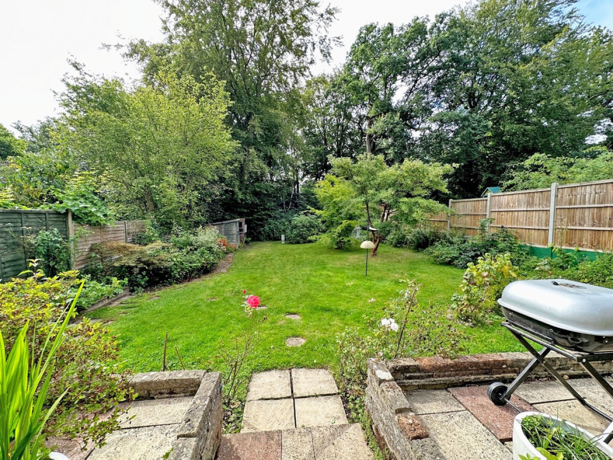 Forestfield, Horsham