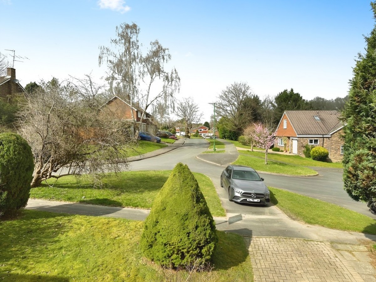 Forestfield, Horsham