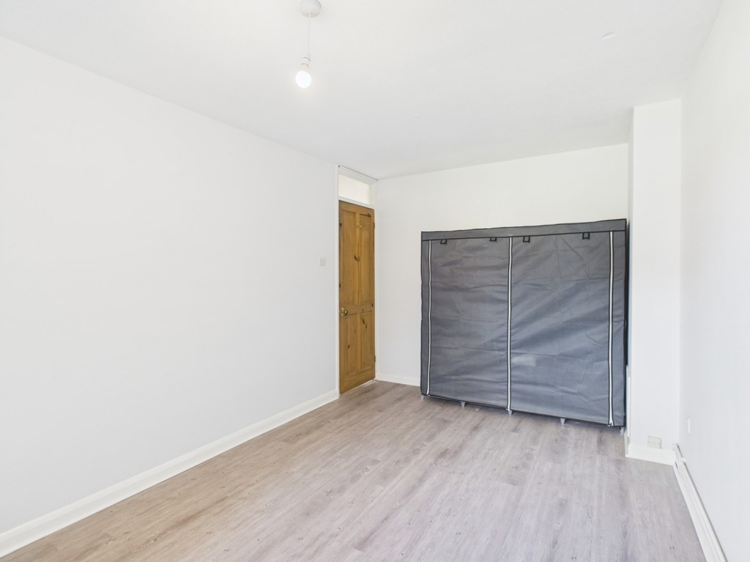 1 bedroom Flat for Sale Pound Hill