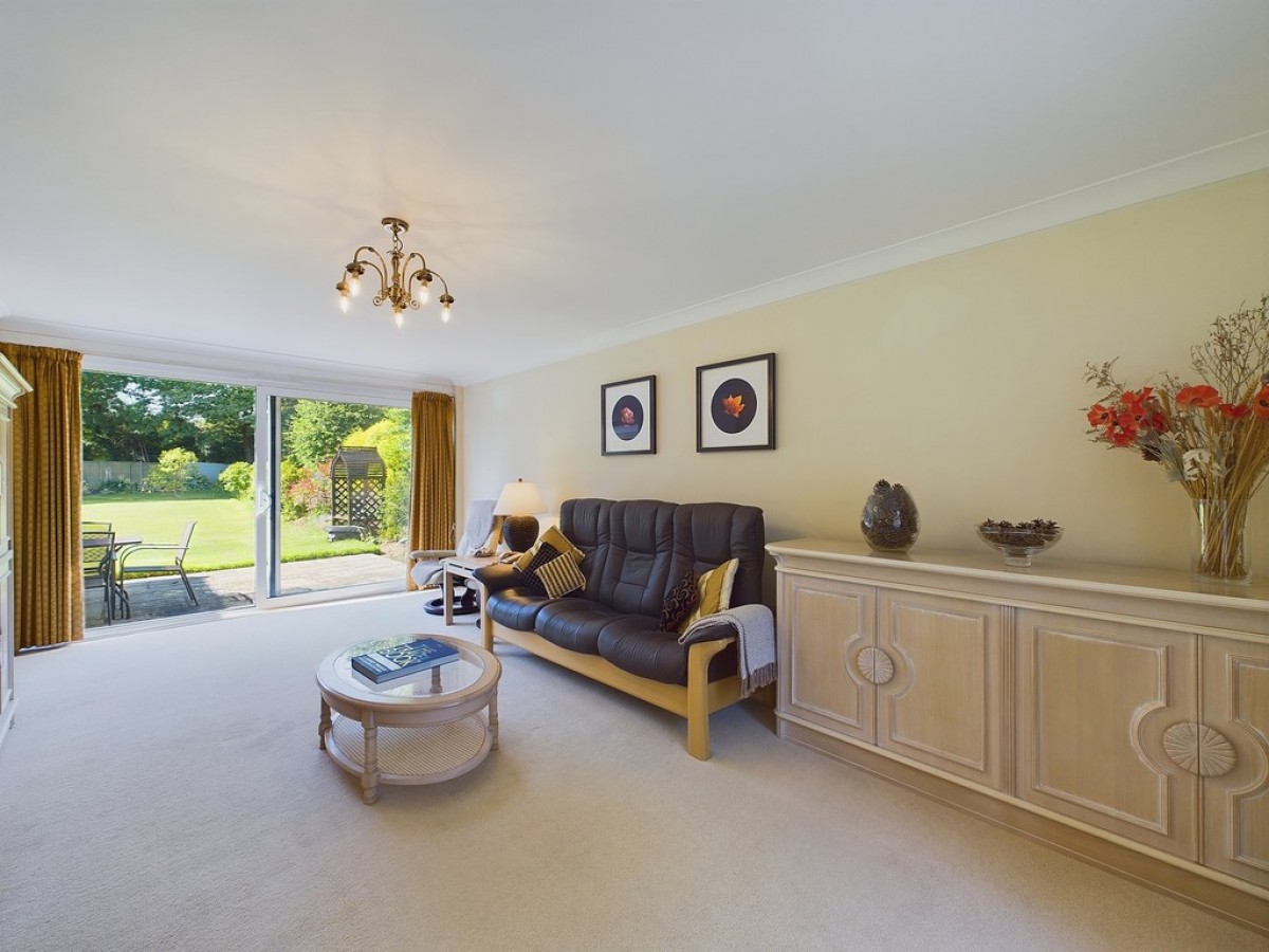 Irwin Drive, Horsham