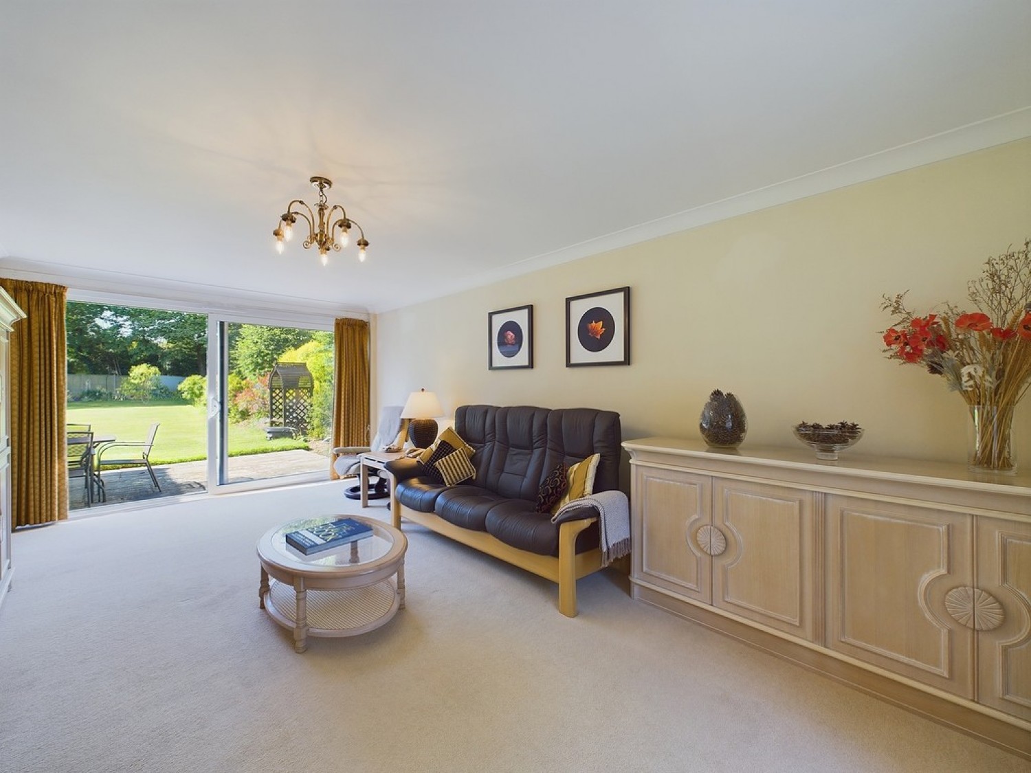 Irwin Drive, Horsham