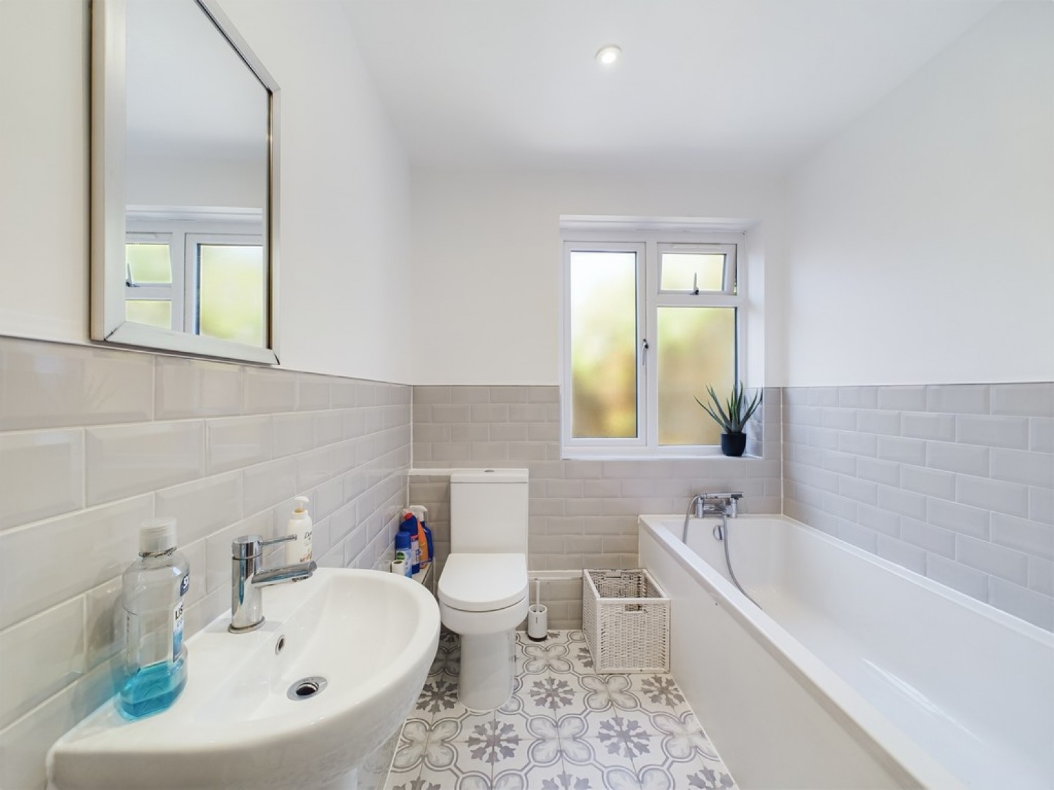 Highlands Crescent, Horsham