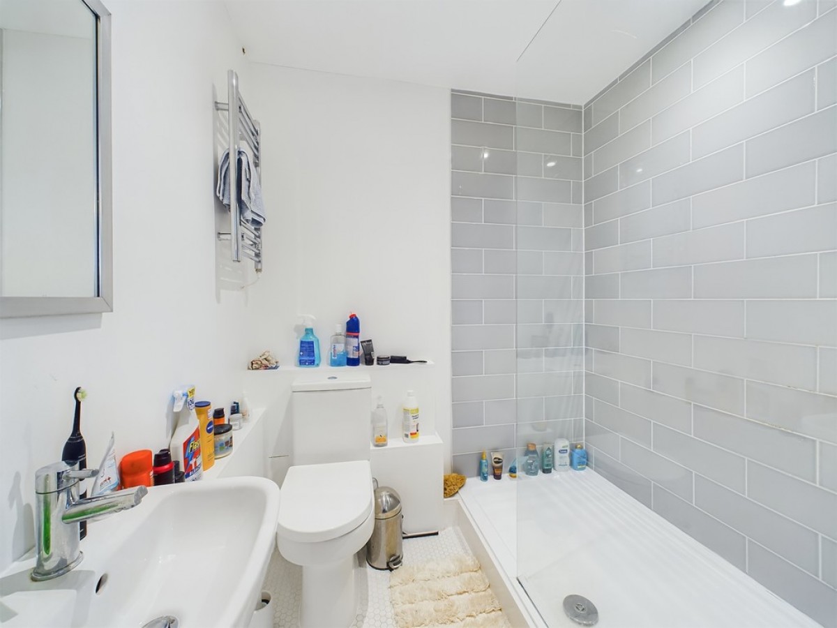 Highlands Crescent, Horsham