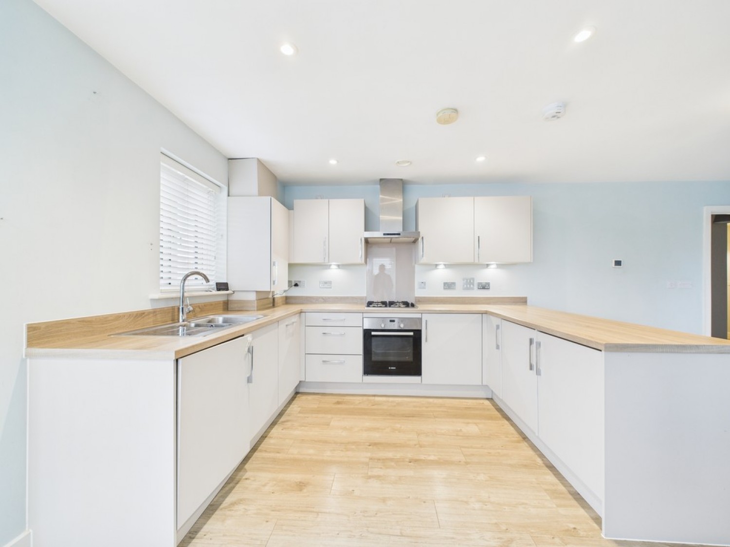 2 bedroom Flat in Illet Way, Denford House, Faygate