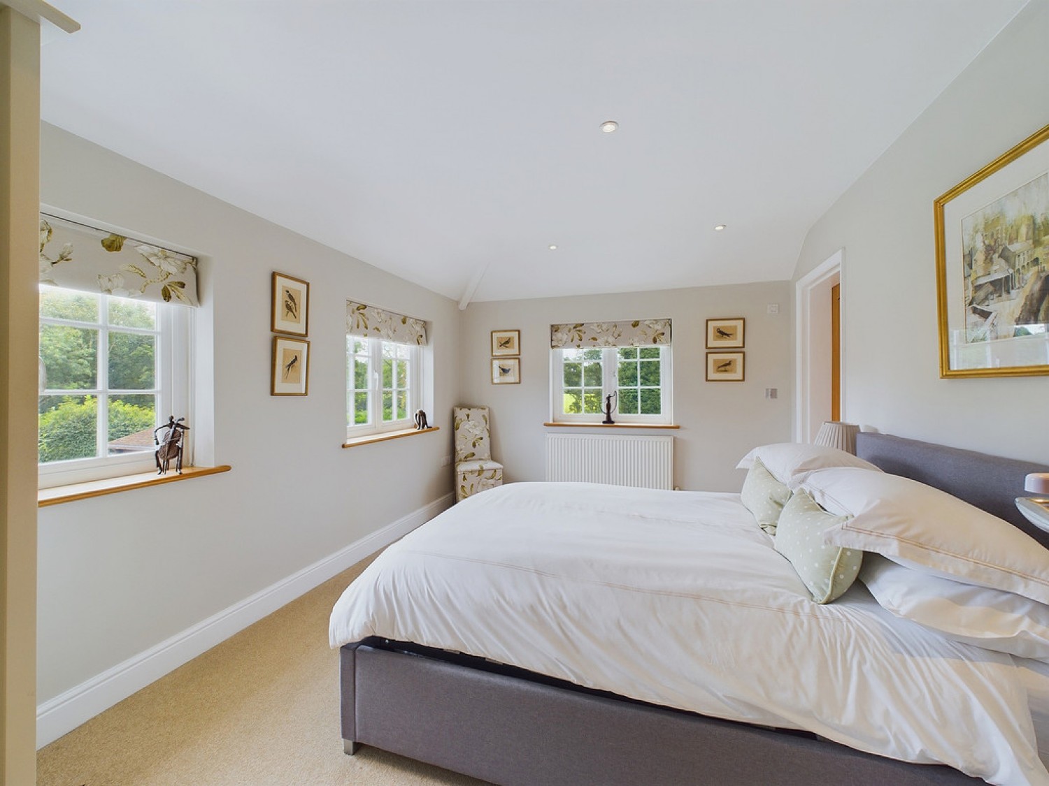 4 bedroom House for Sale Faygate Lane, Horsham