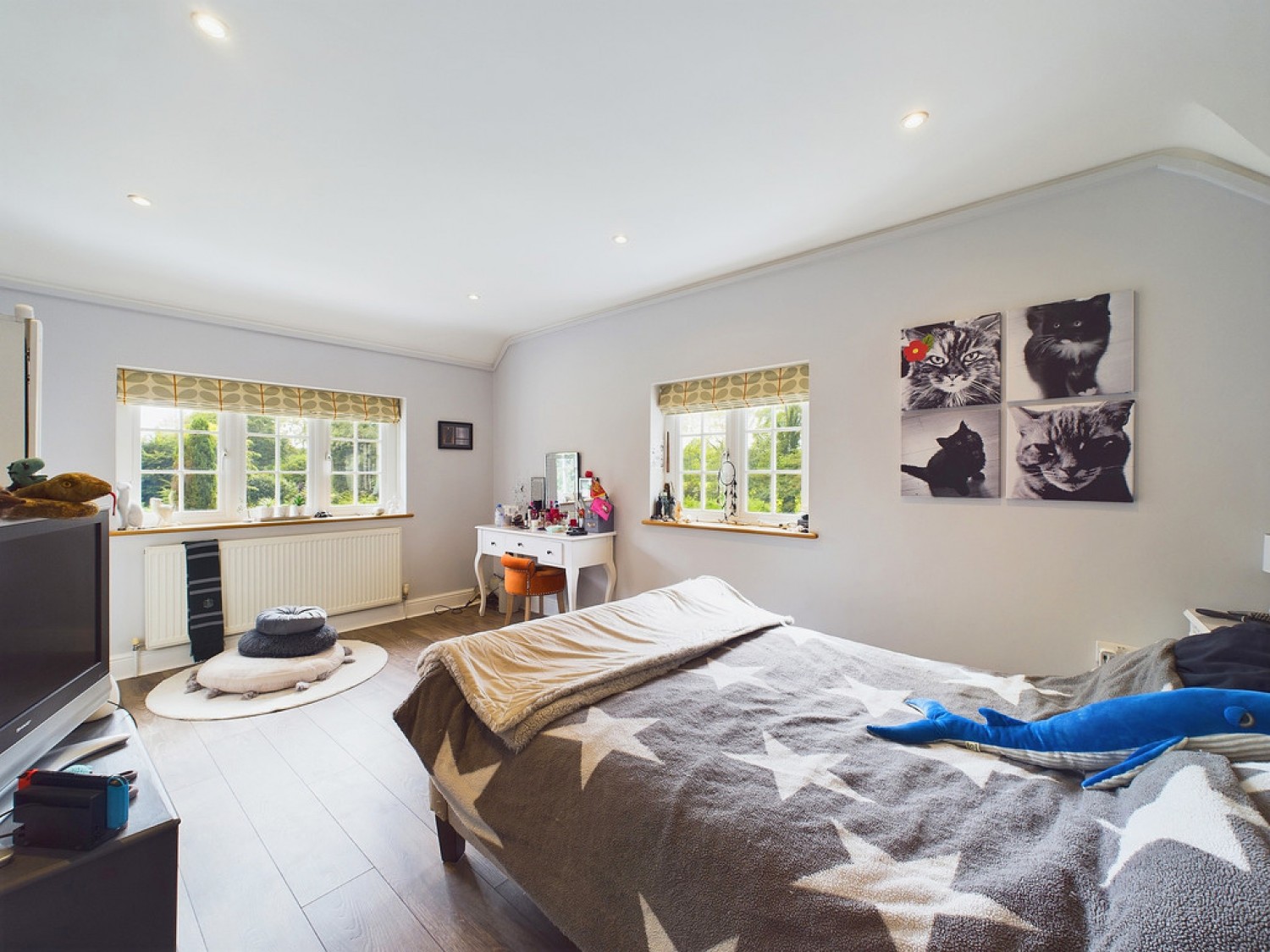 4 bedroom House for Sale Faygate Lane, Horsham