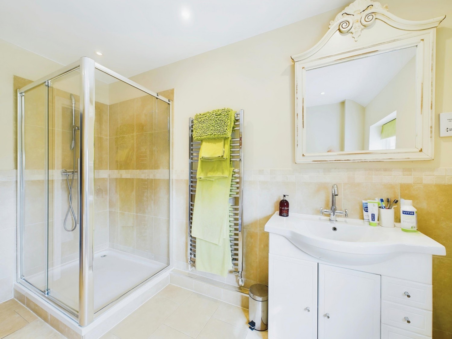 4 bedroom House for Sale Faygate Lane, Horsham